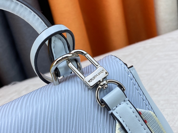 ルイヴィトンバッグ角部分ディテール